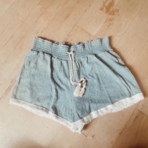 boho style, grey, flowy shorts